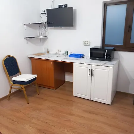 Pensión Aproape De Centru