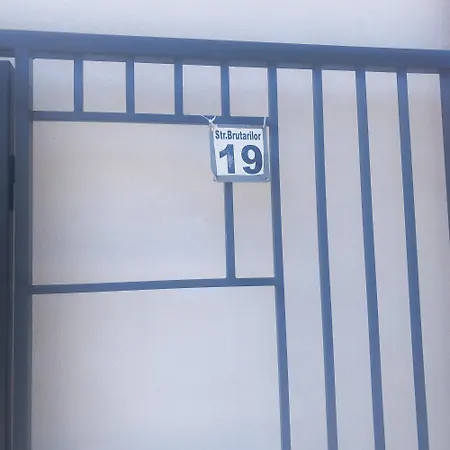 Aproape De Centru 3*