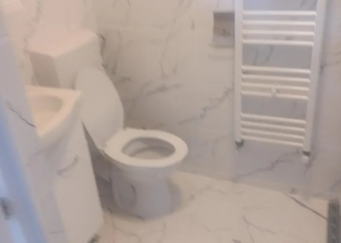 Aproape De Centru Pensión 3*