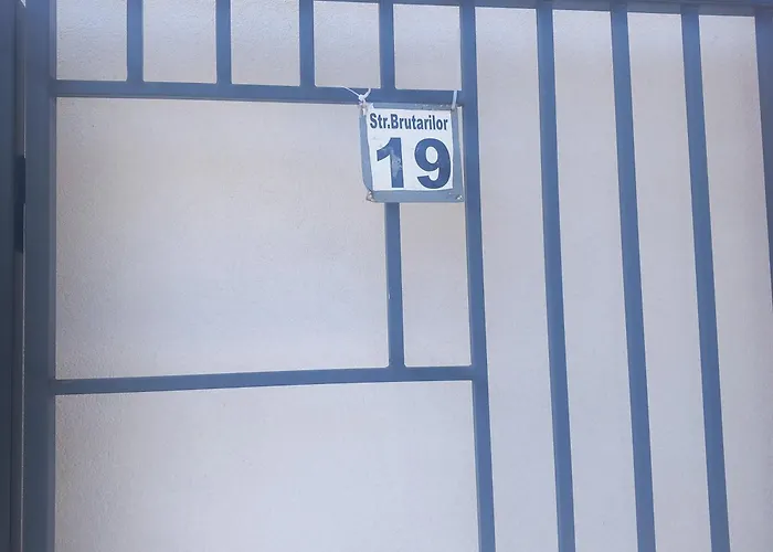 Aproape De Centru 3*